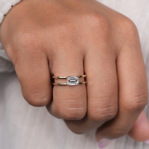 แหวนหมั้นเพชรมรกตตัดจาก2.00ct สีเหลืองทอง18K ที่ทันสมัยสำหรับผู้หญิงสำหรับงานปาร์ตี้ของขวัญ - Product Image 3