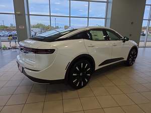 ใหม่ 2026 สำหรับ Crown Platinum AWD รถซีดานหรู ยูโร 6 เกียร์อัตโนมัติ ภายในสีเข้ม กล้องมองหลัง - Product Image 2