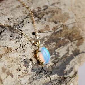 Pendentif en opale de Welo éthiopienne plaqué or 14 carats en argent sterling 925 jaune massif, grande ovale, pierre précieuse de 4,5 carats, bijoux fins - Product Image 6