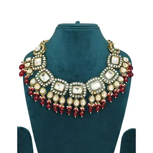 Parure de bijoux de mariée plaquée or Kundan Polki, bijoux fins pour femme, perles de verre rouges, collier choker Polki en émail vert, boucles d'oreilles - Product Image 3