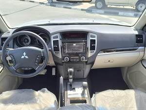 Mitsubishi Pajero Montero GLS 3.5L Gasolina Automático SUV 2024 de Alto Rendimiento, Limpio, Usado, Listo para Enviar - Product Image 4