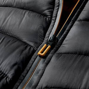 เสื้อแจ็คเก็ตพัฟเฟอร์มีฮู้ดสำหรับผู้ชาย ให้ความอบอุ่นและสบาย ผลิตจากผ้าโพลีเอสเตอร์/ไนลอน ซับในด้วยผ้าฝ้าย แห้งเร็วและระบายอากาศได้ดี - Product Image 5