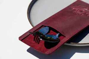 Porta Cubiertos Plegable de Cuero Genuino Rústico y Ecológico para Restaurante, Organizador de Cubiertos Hecho a Mano, Duradero, LCH-0036 - Product Image 4