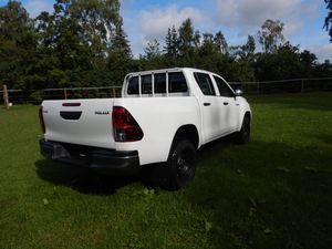 ไปยัง Yota HILUX 2023มือสอง GCC - Product Image 5