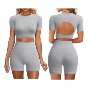 เซ็ตชุดวิ่งสำหรับผู้หญิงชุดครอปท็อปกางเกงขาสั้นชุดวิ่งจ๊อกกิ้งลำลองชุดวอร์มกางเกงขาสั้น - Product Image 1