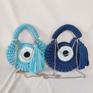 Bolso de mano de ganchillo nuevo, hecho a mano, de poliéster tejido, de gran capacidad, con diseño de monstruo de ojos grandes, cierre abierto, estilo urbano sencillo, con cadena de borlas trenzadas - Product Image 2