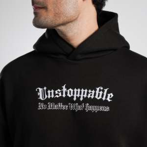 Sudadera Extra Grande Impresionante en Color Negro, Tejido Transpirable para la Temporada de Otoño - Product Image 5