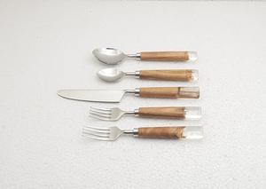 Juego de Cubiertos de Madera Natural con Mango de Acero Inoxidable Plateado, Apto para Lavavajillas, Duradero, con Acabado de Espejo, para Bodas - Product Image 5