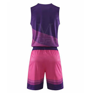 Directement de l'usine, ensemble d'uniformes de basket-ball en polyester de haute qualité, sublimation sportive respirante imprimée avec logo personnalisé, vente en gros - Product Image 3