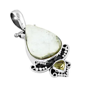 Pendentif vintage en argent 925 en forme de goutte d'eau avec incrustation de pierre naturelle citrine, serti clos, collier unisexe pour usage quotidien, Rajasthan - Product Image 1