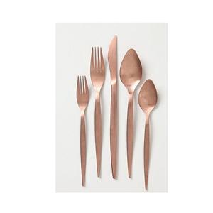 Juego de cubiertos de metal de la mejor calidad Juego de cubiertos de diseño chapado en oro con mango de diseñador para el hogar y la cocina - Product Image 4