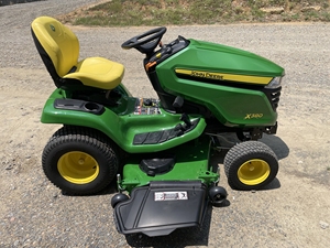 Nuevos tractores de césped y jardín John Deere X380 2024 - Product Image 6
