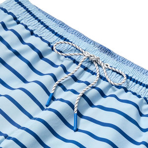 Shorts de Baño Personalizados para Hombre, Color Azul Cielo, Rayas Horizontales, Secado Rápido, Impermeables, Protección UV - Product Image 5