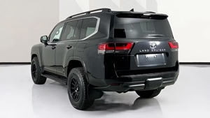 รถยนต์ขายดีที่สุด พวงมาลัยขวา ปี 2024 โตโยต้า แลนด์ครุยเซอร์ VX 3.3L ดีเซล SUV 4WD พวงมาลัยขวา - Product Image 3