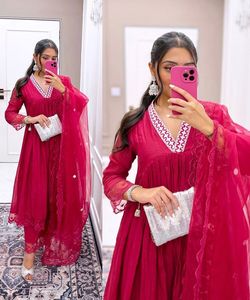 Attrayant Designer Party Wear Dames Porter Pierre Travail Indien Saisonnable Soie Lourd Brodé Femmes Adultes Inde Pakistan 500 ApparelGarment - Product Image 3