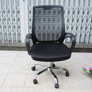 SFGLV013 Office Swivel Chair with <b>Plastic</b> Back and Chrome Metal <b>Mesh</b> Material Tied Together Armrests - Product Image 2