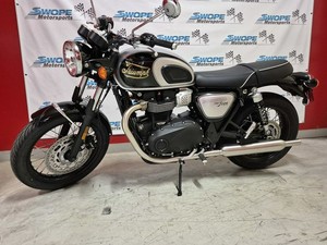 NUEVA <span class=keywords><strong>Triumph</strong></span> Bonneville T100 <span class=keywords><strong>Jet</strong></span> <span class=keywords><strong>Black</strong></span> Icon Edition 2026, Motocicleta de Aventura - Product Image 4