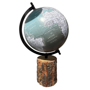 Globo de inspiración vintage hecho de metal fuerte para acentos de decoración sofisticados en entornos personales y profesionales - Product Image 3