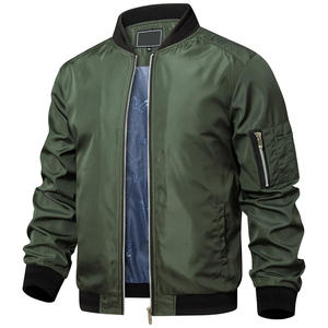 เสื้อแจ็คเก็ตบอมเบอร์บุผ้าสำหรับฤดูหนาวสำหรับผู้ชาย พร้อมโลโก้แบบกำหนดเอง ขอบริบบิ้น ซิปแข็งแรง และบริการผลิตแบบ ODM OEM อย่างมืออาชีพ - Product Image 1