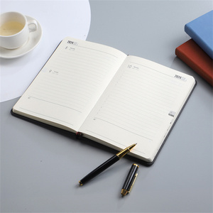 Academic 2026 Hardback Full Year Diary A5 Week to View Day Planner Agenda mensual y semanal Planner con bolsillo - Product Image 5