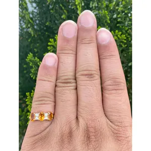 แหวนทอง 14k ประดับเพชรซิทรินสามเม็ด เครื่องประดับหรูหราสำหรับผู้หญิง - Product Image 4