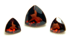 พลอยแดงกานาเทนทรงทริลเลียนคัทแบบใหม่  ขัดเงาด้วยมือ สำหรับทำเครื่องประดับ พลอยธรรมชาติแบบหลวม จำนวนมาก - Product Image 2