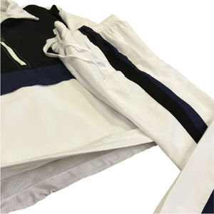 Vêtements d'entraînement sur mesure en gros, décontractés, respirants, légers, grande taille, hauts de survêtement à manches longues avec fermeture éclair 1/4, élastiques et réfléchissants - Product Image 6