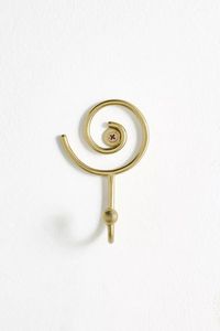 Gancho de Pared de Metal Hecho a Mano para Decoración Artística del Hogar con Diseño Único y Rendimiento de Resistencia Duradero - Product Image 3