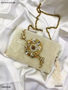 Poids léger de travail de résine de sac d'embrayages de résine traditionnelle pour des mariages par l'artisanat de croissant - Product Image 5