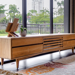 ขาตั้งทีวีไม้สักเนื้อแข็งแบบมินิมอลลิสต์พร้อมลิ้นชักและพื้นผิวการขัดละเอียดเหมาะสำหรับการติดตั้งเฟอร์นิเจอร์ห้องนั่งเล่น - Product Image 2