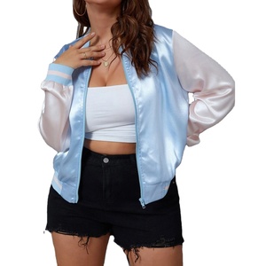 Chaqueta de Manga Larga con Capucha Acolchada de Satén para Mujer, Hecha en Fábrica, de Alta Calidad, con Logotipo Personalizado, Teñida, Estampada, Tejida, Ecológica y Resistente al Viento - Product Image 4