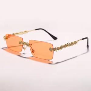 Unisex Luxury Designer <b>Sunglasses</b> Lightweight Gradient Lenses with Moissanite Diamonds Comfortable Everyday Wear Goggles - Product Image 3