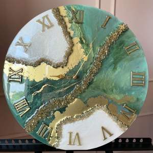 ชุดนาฬิกาหลายชิ้นทำจากเรซินอีพ็อกซี่ภายในนาฬิกาแขวนผนังดีไซน์ทันสมัยใช้แบตเตอรี่ใช้ตกแต่งบ้านหรูหรางานแต่งงาน - Product Image 1