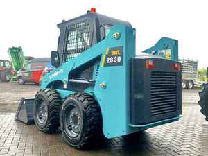 Mini Cargadora Compacta SWT4538 de 3 Toneladas con Motor Cummins y Tracción en las 4 Ruedas, Gran Oferta en EE. UU. - Product Image 2