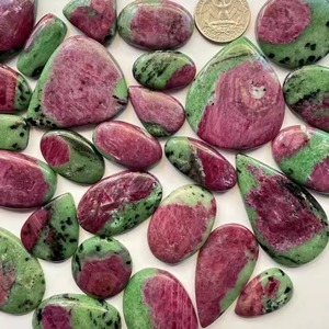 Vibrant <span class=keywords><strong>Ruby</strong></span> Zoisite Chất lượng cao tự nhiên quý mẫu đá quý để chữa bệnh đồ trang sức bằng đá làm nguyên liệu thạch anh <span class=keywords><strong>Ruby</strong></span> Zoisite - Product Image 1