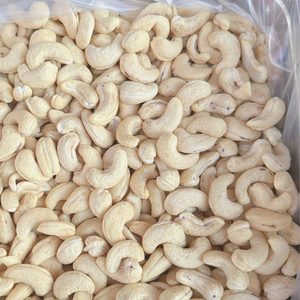 Prix de gros des noix de cajou dans le monde entier, noix de cajou brutes biologiques sans coquille A180 Santigo Vietnam, prix bas, emballage OEM ODM - Product Image 1