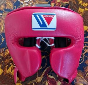 Protège-tête de boxe professionnel gagnant OEM ODM 100% équipement en cuir véritable avec impression de logo personnalisé pour l'entraînement et la protection - Product Image 6