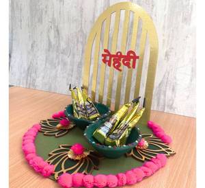 Élégant beau plateau Haldi Mehndi Pithi Sangeet Thali nouvelle arrivée Mehndi pour les cadeaux de mariage et la faveur de retour Thali - Product Image 5