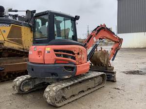 Miniexcavadora Kubota U55-4 2017: Potencia compacta de 5 toneladas con giro de cola compacto e hidráulica robusta - Product Image 5