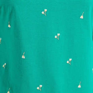 Camiseta de Manga Corta Bordada para Mujer, Color Único de Alta Calidad, Talla y Diseño Personalizados, Logotipo Bordado - Product Image 5