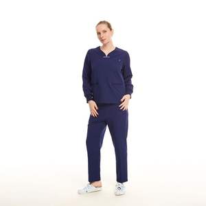 Uniformes Médicos de Alta Calidad, Transpirables, 100% Algodón, Tejido Ecológico, Opciones Personalizables para Uso Hospitalario - Product Image 4