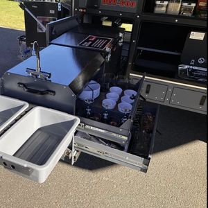 Caravane d'expédition tout-terrain robuste en aluminium style Conqueror UEV-600 4x4 pour le camping en terre inconnue, remorque longue portée pour le désert et les zones sauvages - Product Image 3