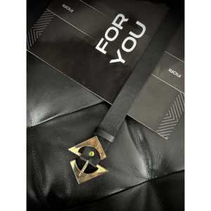 เข็มขัดหัวเข็มขัดทองสำหรับผู้หญิง ทำจากวัสดุโลหะผสมที่ทนทาน - Product Image 1