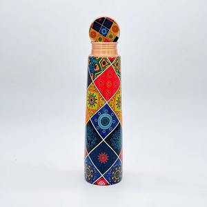 Meilleur cadeau d'entreprise Design coloré Bouteille d'eau en cuivre Émail Imprimé Voyage et Gym Drinkware Bouteille d'eau en cuivre 950 ML - Product Image 1