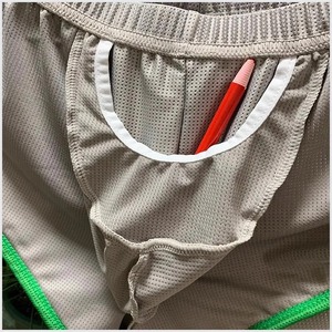 Short de sport 100% coton pour hommes, maille extrême avec grands côtés fendus, motif solide écologique, service OEM disponible - Product Image 6