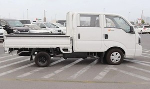 Camioneta Usada Clean White 2025 <span class=keywords><strong>Bongo</strong></span> K2700 Doble Cabina, Interior Claro, Asientos <span class=keywords><strong>de</strong></span> Tela, SUV con Techo Solar, al Mejor <span class=keywords><strong>Precio</strong></span> y Calidad - Product Image 4