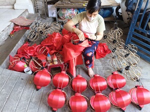 Lanterne artisanale haut de gamme de Ho Chi Minh City, écologique, naturelle, idéale pour les fêtes, les mariages et la décoration intérieure - Product Image 4