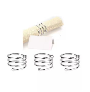Servilleteros de metal dotados, juego de 9 chapados en plata hechos a mano de forma única con una estructura de hoja perfecta para la decoración de la mesa de comedor - Product Image 3