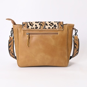 Bolso Bandolera Pequeño de Cuero Vacuno Estilo Bohemio con Borlas de Gamuza - Product Image 3