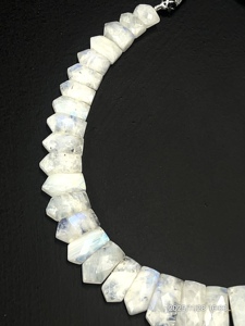 Collar de Piedras Preciosas de Piedra Lunar Arcoíris Natural Facetada de 18 Pulgadas - Product Image 5